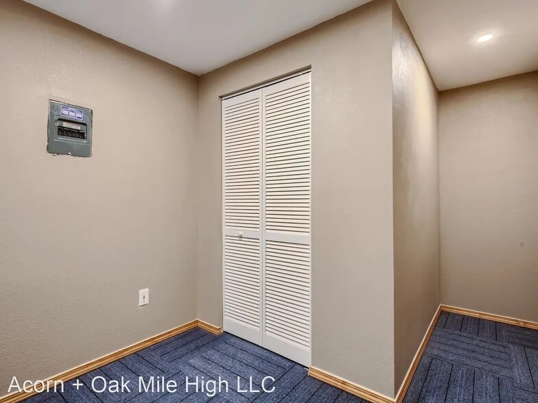 Building Photo - 3297 W 62nd Ave