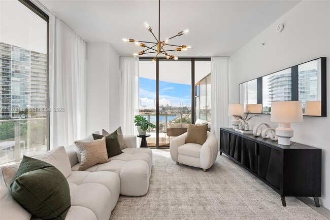 Building Photo - 500 Alton Rd