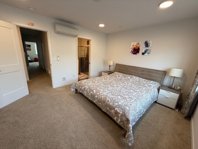 Building Photo - 1480 157th Ct NE