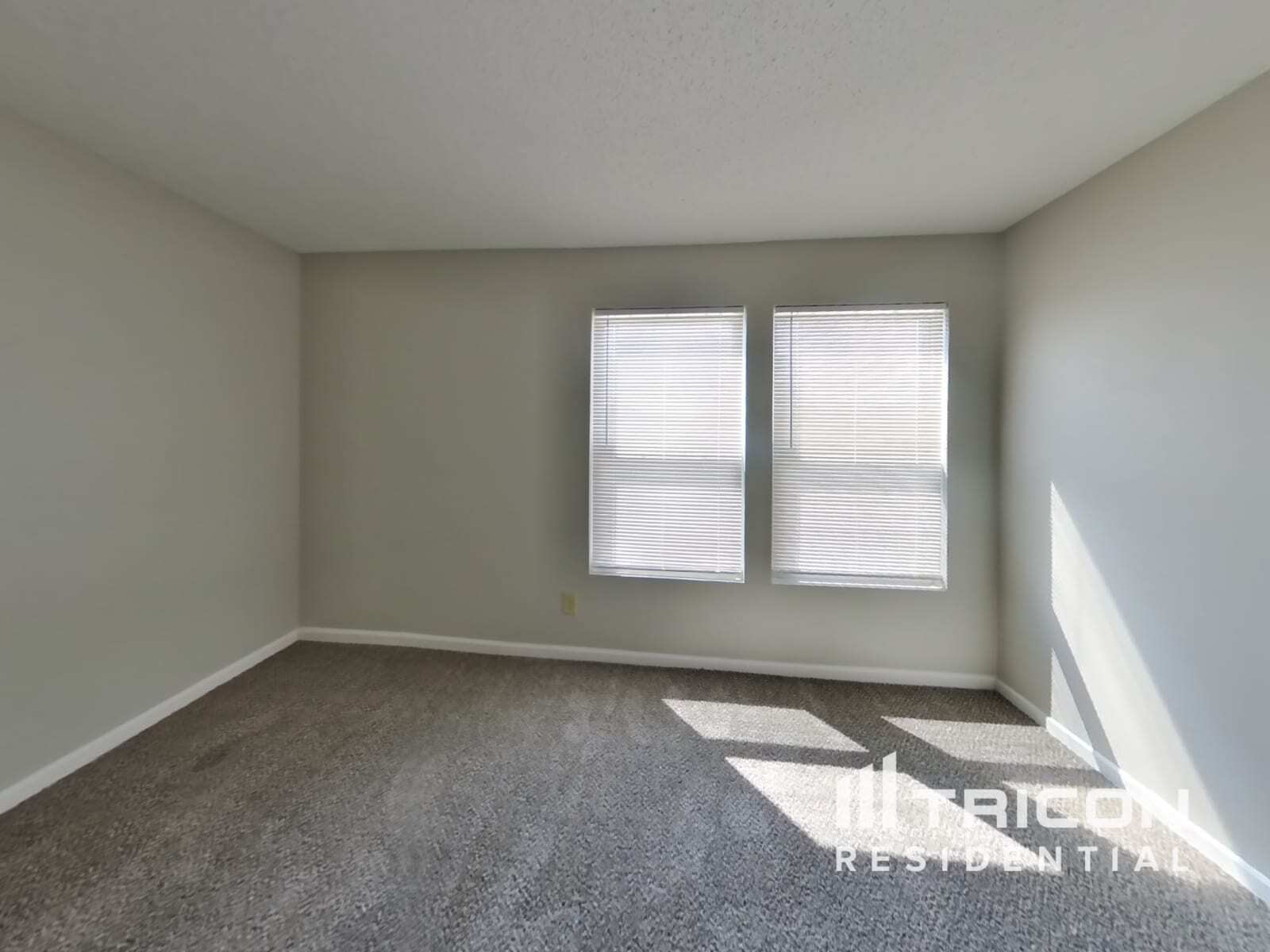 Building Photo - 10852 Wymm Ln