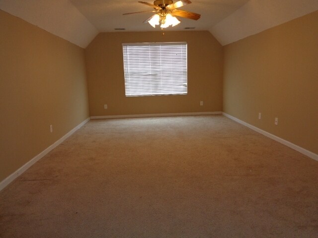 Building Photo - 2320 Hayward Ln