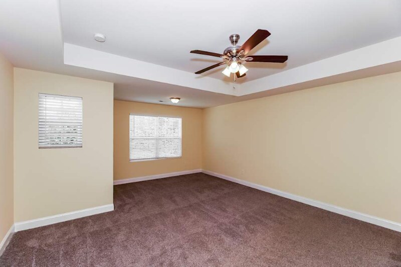 Building Photo - 206 Sassafras Rd