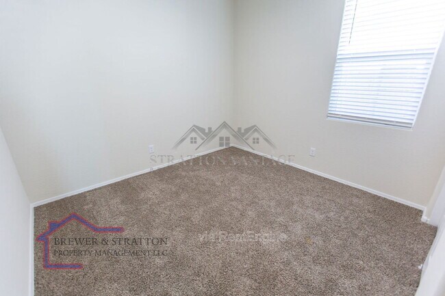 Building Photo - 44498 W Palo Aliso Way