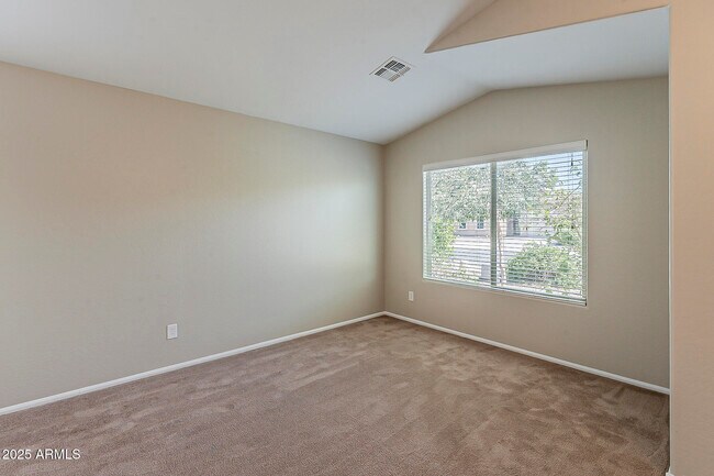Building Photo - 7358 N 72nd Ave