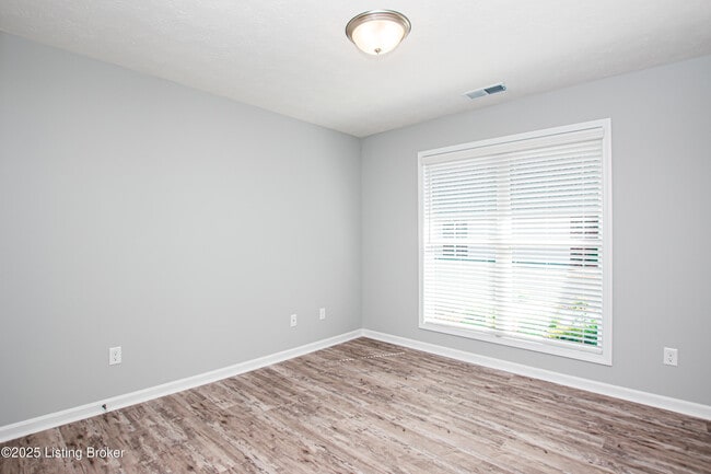 Building Photo - 412 Eagle Pointe Dr