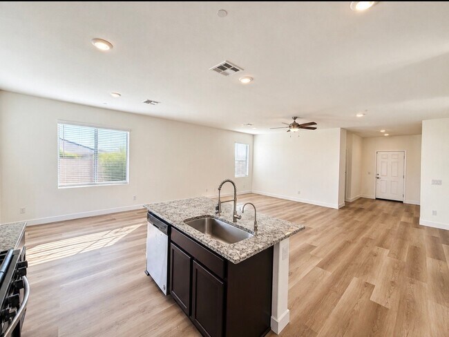 Building Photo - 16835 Desert Star St