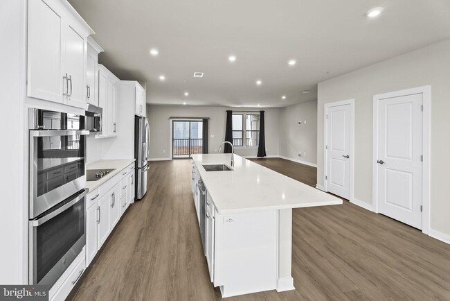 Building Photo - 13558 Innovation Station Lp