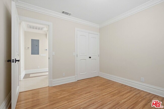 Building Photo - 1510 Cardiff Ave