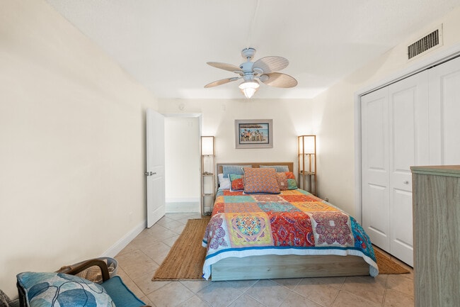 Building Photo - 320 Gulf Blvd