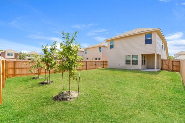 Building Photo - Somerset Trails - 9319 Somers Branch, San ...