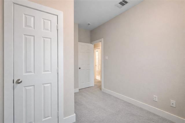 Building Photo - 5000 Linder Ave