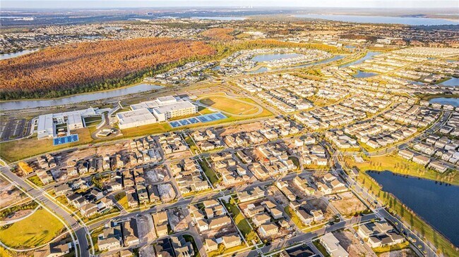 Building Photo - 10205 Pearson Ave