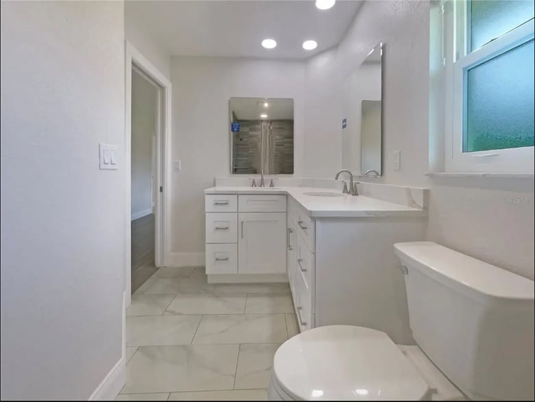 Building Photo - 790 Harvard St