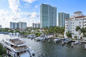 Building Photo - 18645 Turnberry Way