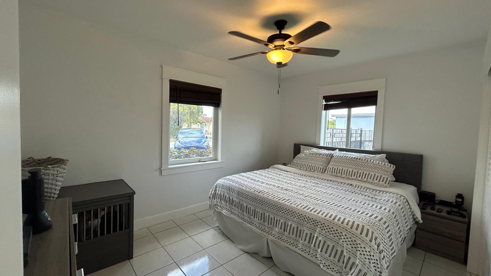 Building Photo - 6790 SW 18th St