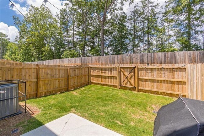 Building Photo - 5392 Brooklands Dr