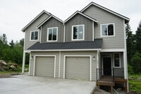 Building Photo - r205CloverDaleRoad