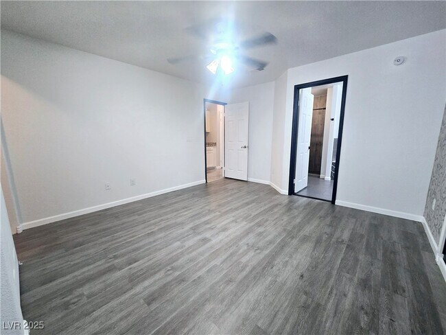 Building Photo - 4316 W Lake Mead Blvd