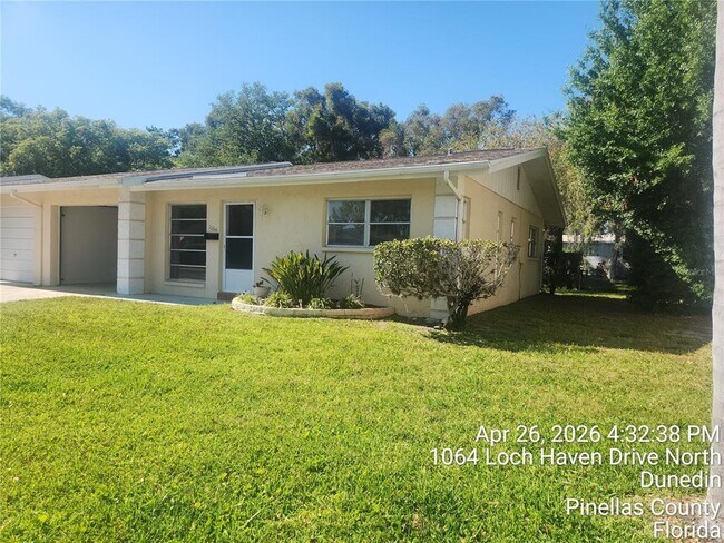 Building Photo - 1064 Loch Haven Dr N