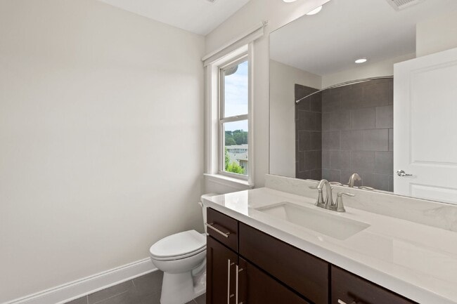 Building Photo - 2160 Prestwick Ct NE