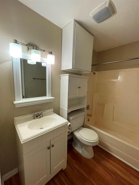 Building Photo - 6211 Chesterfield Ave