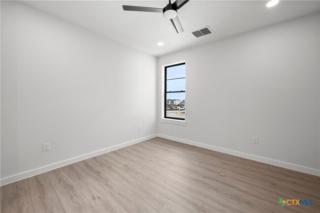 Building Photo - 634 Central Pkwy