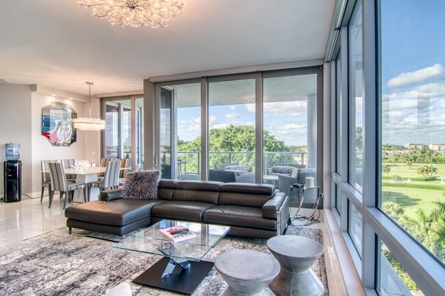 Building Photo - 1 Water Clb Wy