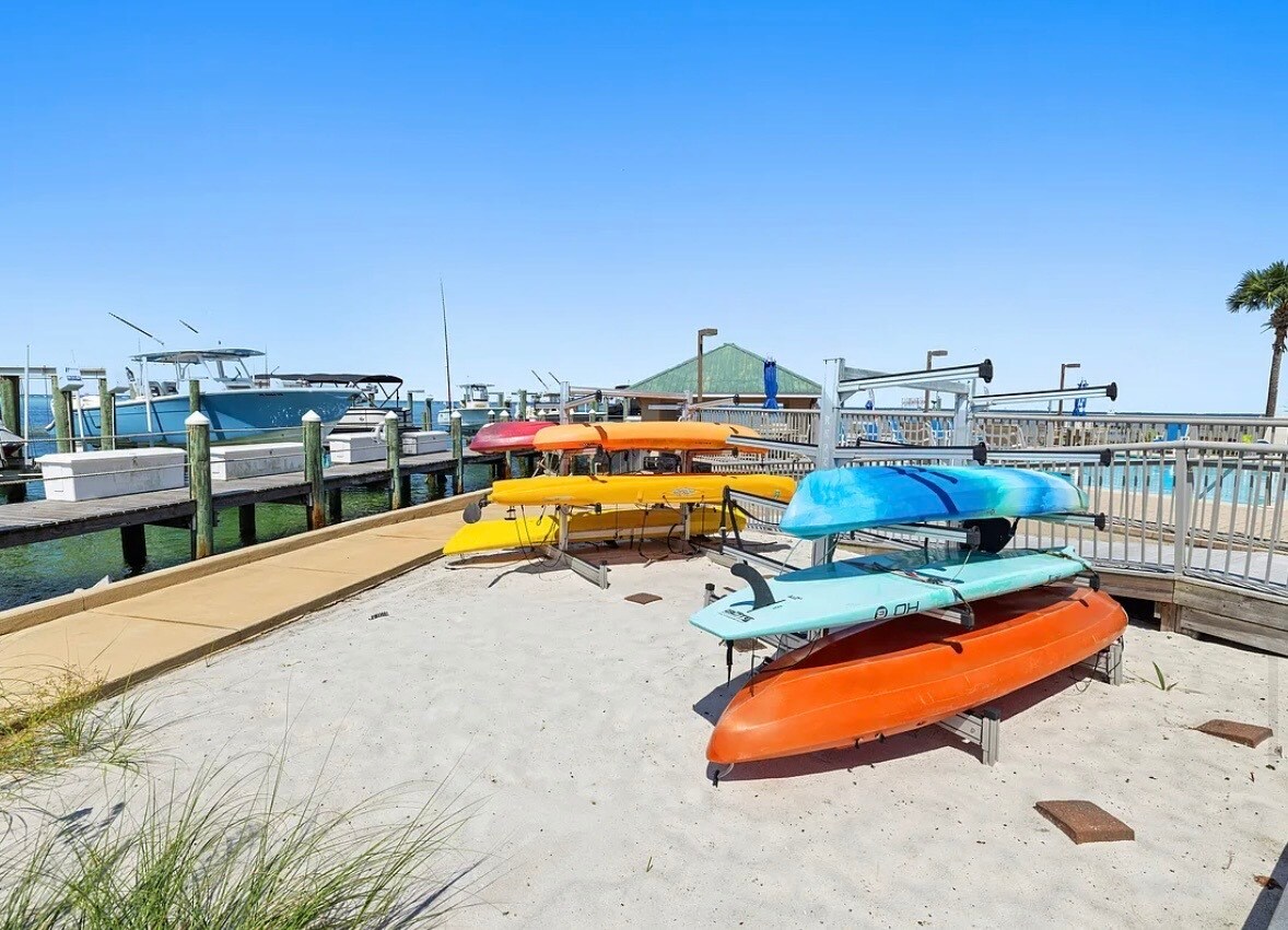 Building Photo - 5 Calhoun Ave