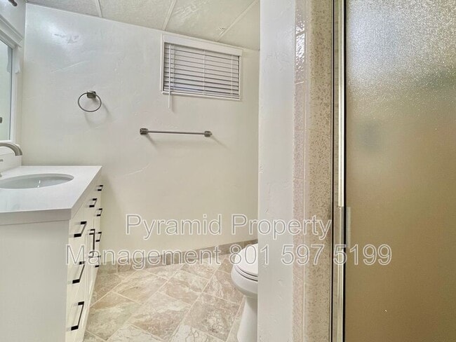 Building Photo - 8298 Harrison Cir