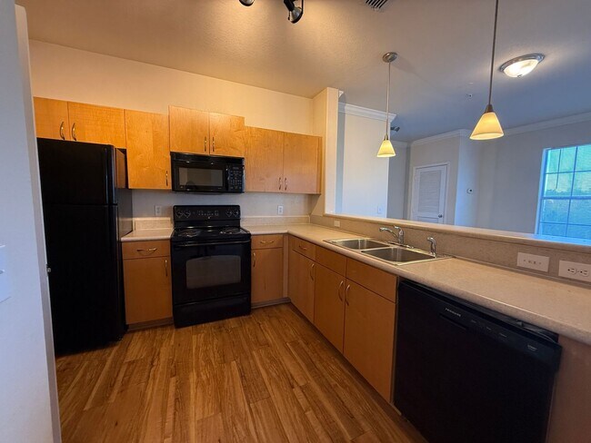 Building Photo - Bright & Comfortable 1-Bedroom Apartment in Gated Community