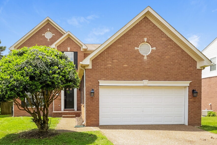 Primary Photo - 2641 Churchill Dr