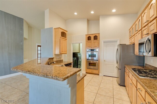 Building Photo - 2255 Double Tree Ave