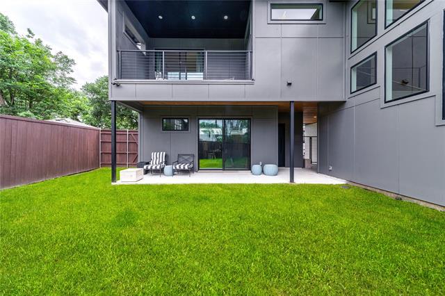 Building Photo - 9753 Mixon Dr