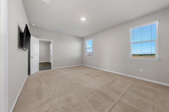 Building Photo - 208 Bunting Ln