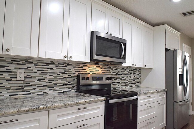 Building Photo - 2009 Branch Tree Ln