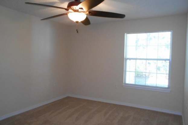 Building Photo - 2232 Trailwood Dr