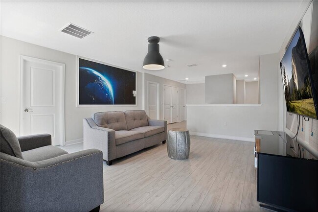 Building Photo - 1613 Maidstone Ct