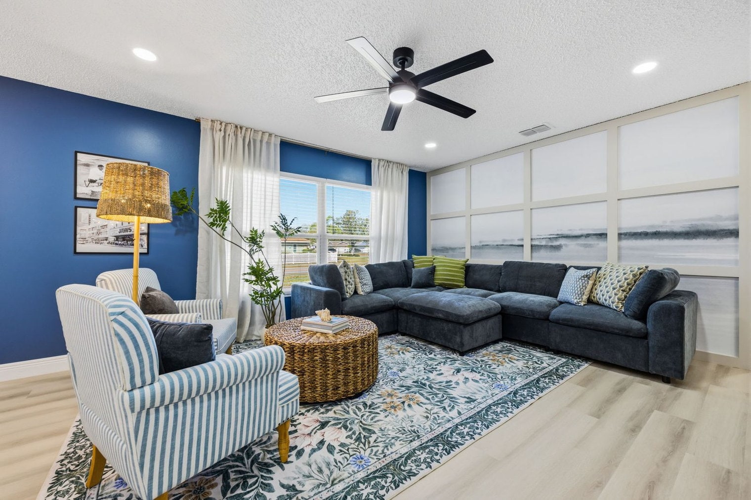 Building Photo - 4907 21st Ave W