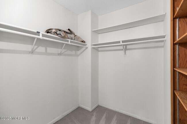 Building Photo - 1 Channel Dr