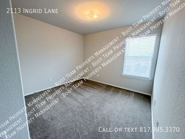 Building Photo - 2113 Ingrid Ln