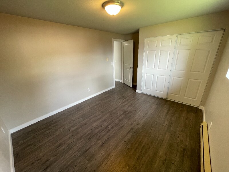 Building Photo - 9729 5th St NE