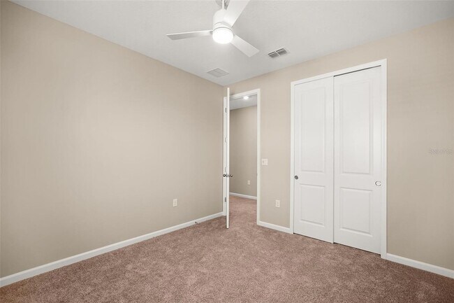 Building Photo - 17055 Haggerty Hollow Dr