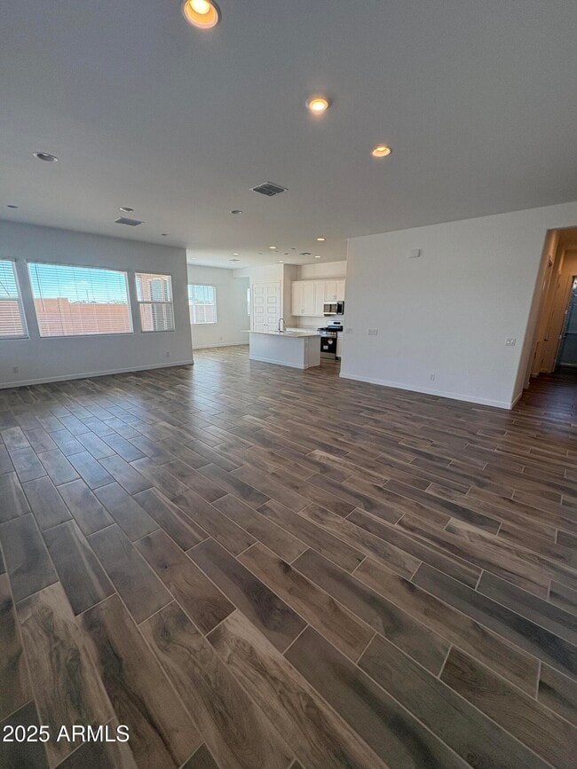 Building Photo - 23139 E Lords Wy