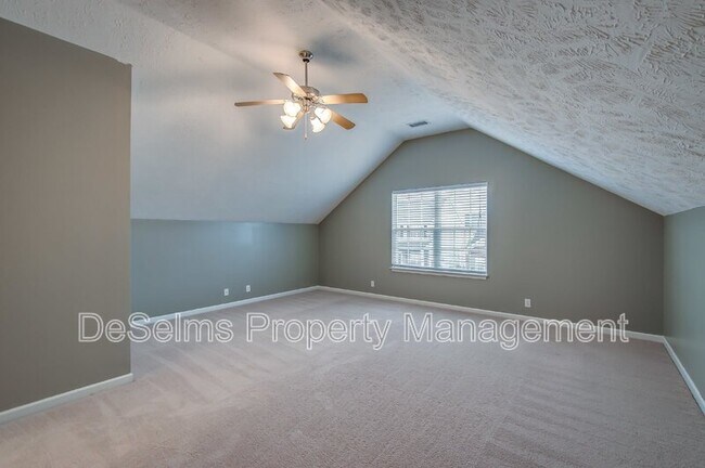 Building Photo - 3733 Shoteka Dr