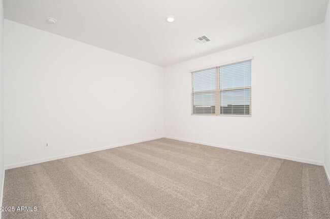 Building Photo - 17305 W Sanna St