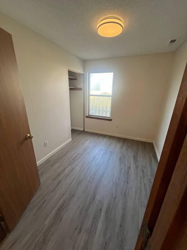 Building Photo - 5946 Crossfield Dr