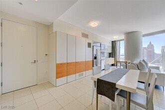 Building Photo - 3726 S Las Vegas Blvd