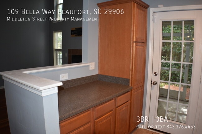 Building Photo - 109 Bella Way