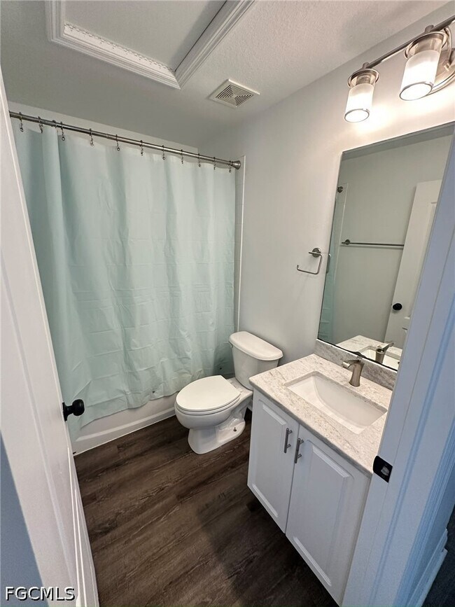 Building Photo - 9419 Ivy Brook Run