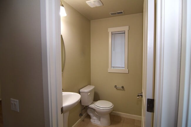 Building Photo - 181 Northeast 78th Avenue